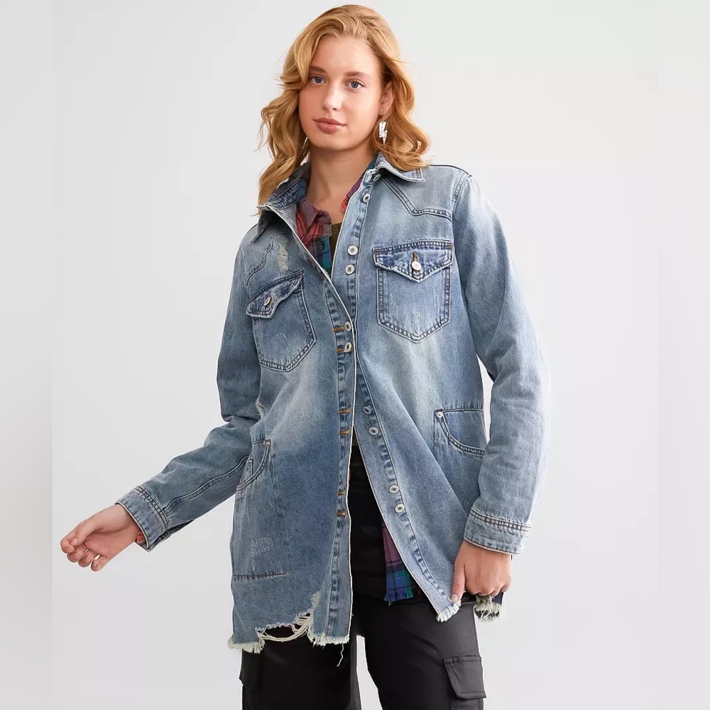 Veveret destructed denim jacket - Picture 2 of 7